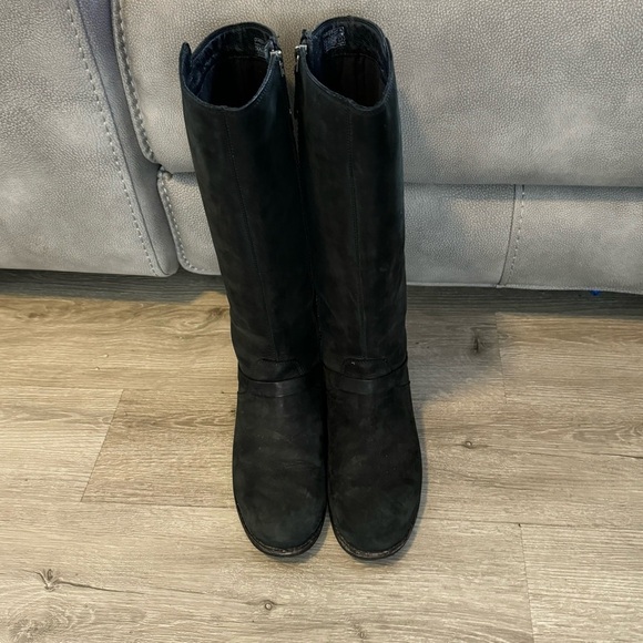 Teva Black DE LA VINA DOS TALL Genuine Leather Size 10 - Picture 2 of 9